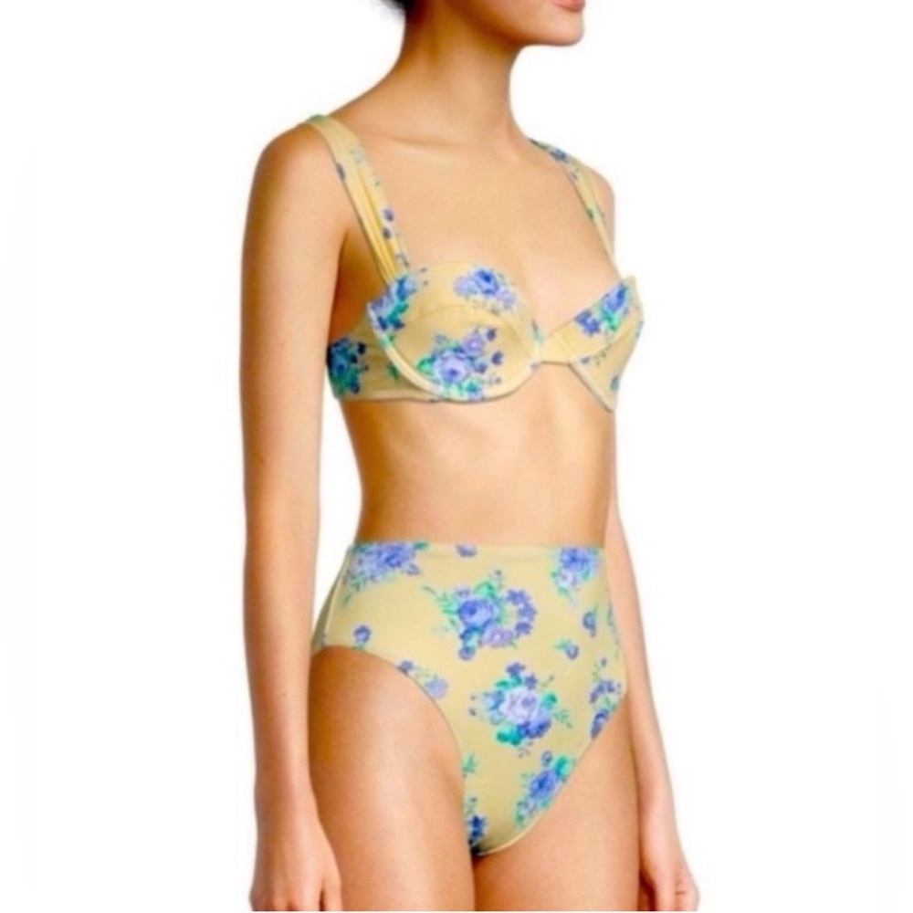 NWT WeWoreWhat Golden Hour Floral Two
Piece Bikini Size Large